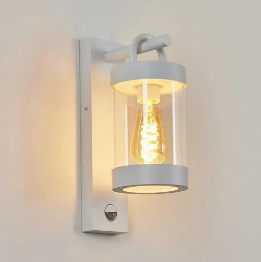 Applique Murale D'Exterieur Fulham Blanc, 1 Lumiere, Detecteur De Mouvement